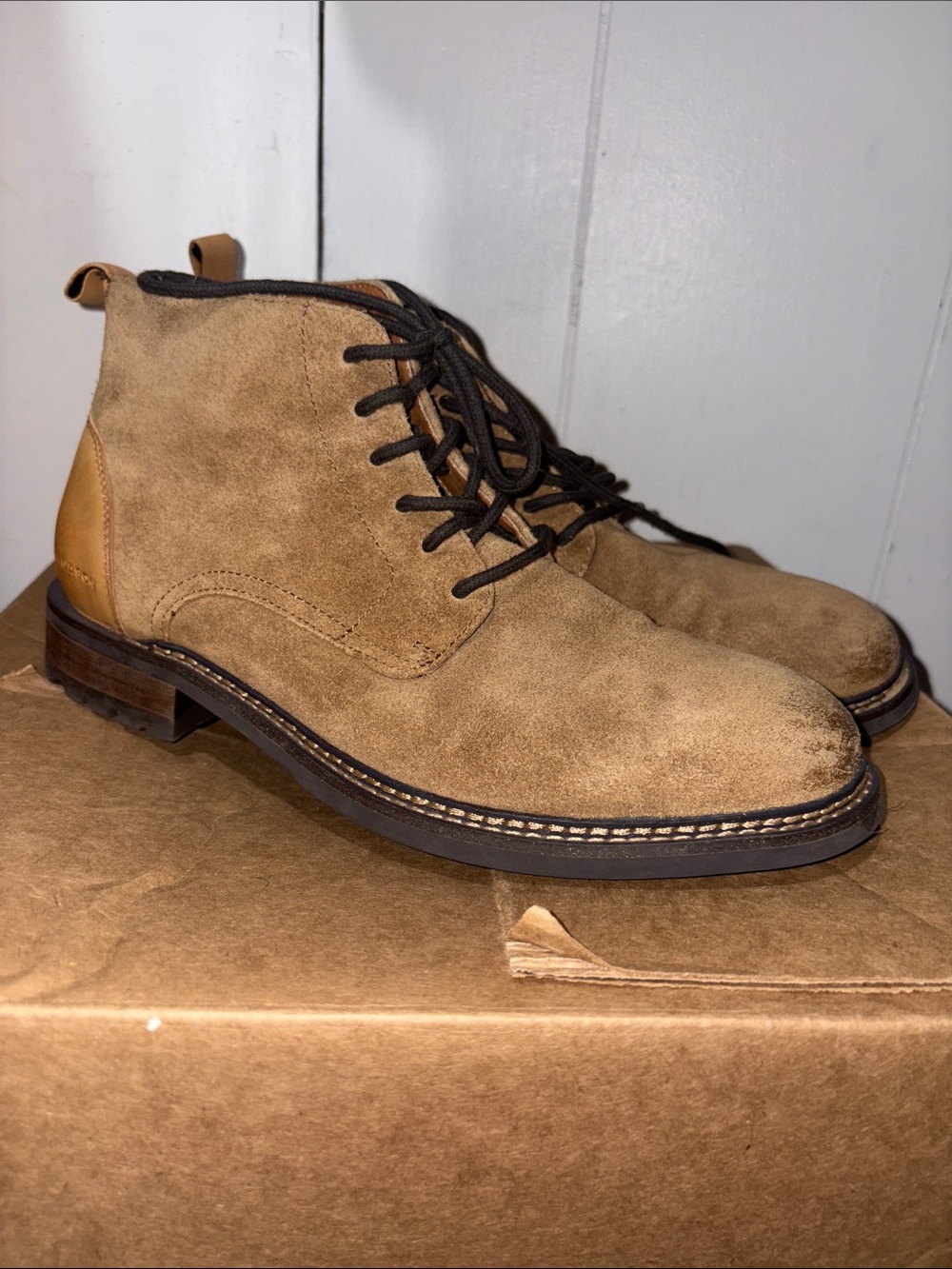 Mark Nason Tan Suede Lace-Up Chukka Boots size 7.5